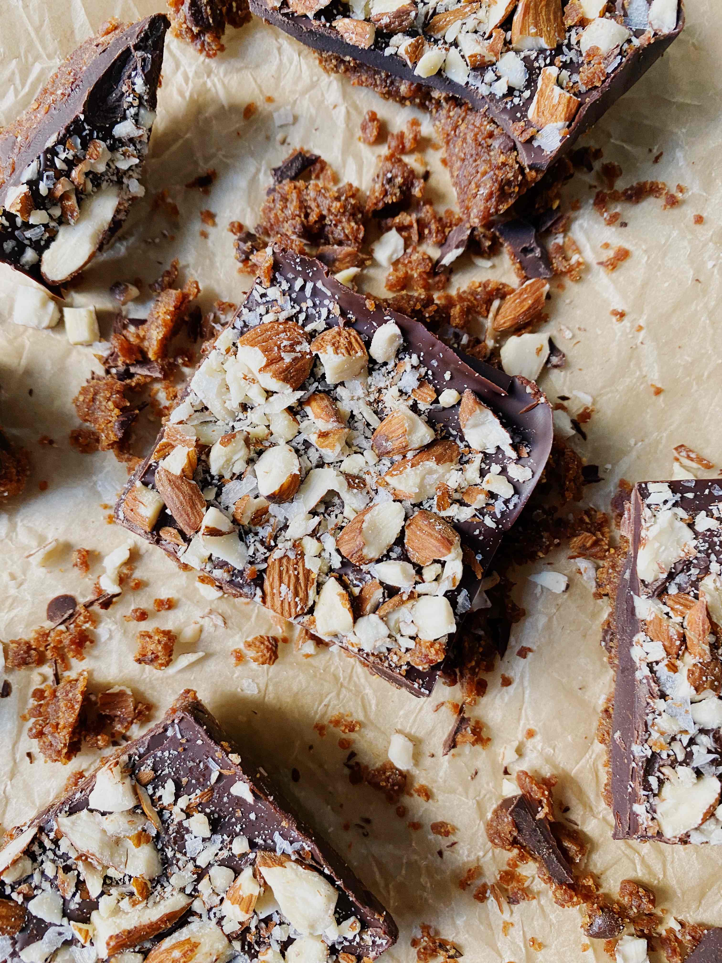 Chocolate Almond Cookie Bars